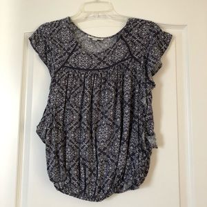 American Eagle top